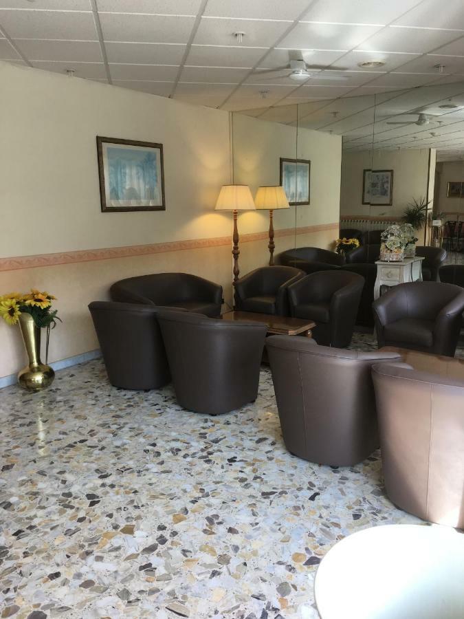 Hotel Sud America فيوجّي المظهر الخارجي الصورة
